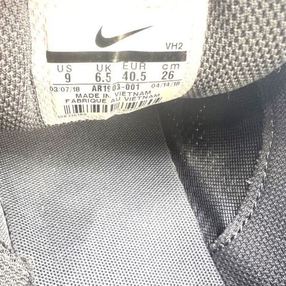 NIKE Tanjun se Womens 9 - Picture 9 of 9